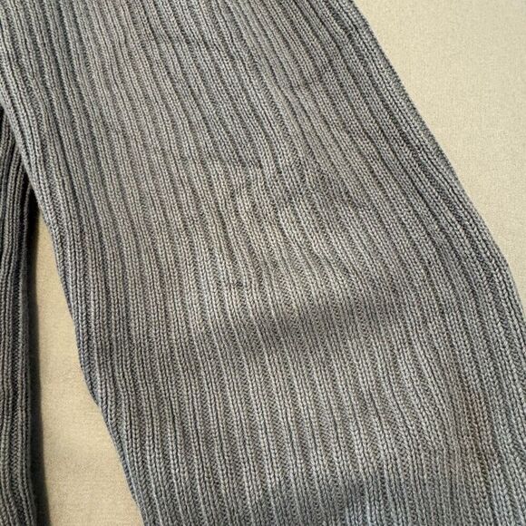 Calvin Klein Women’s Grey Ribbed Sweater Size Medium Crew Neck Style Preppy - Picture 6 of 12